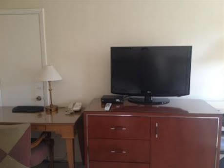 Downtown Gardens & 3* Hollywood