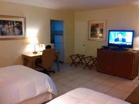 Downtown Gardens & 3* Hollywood